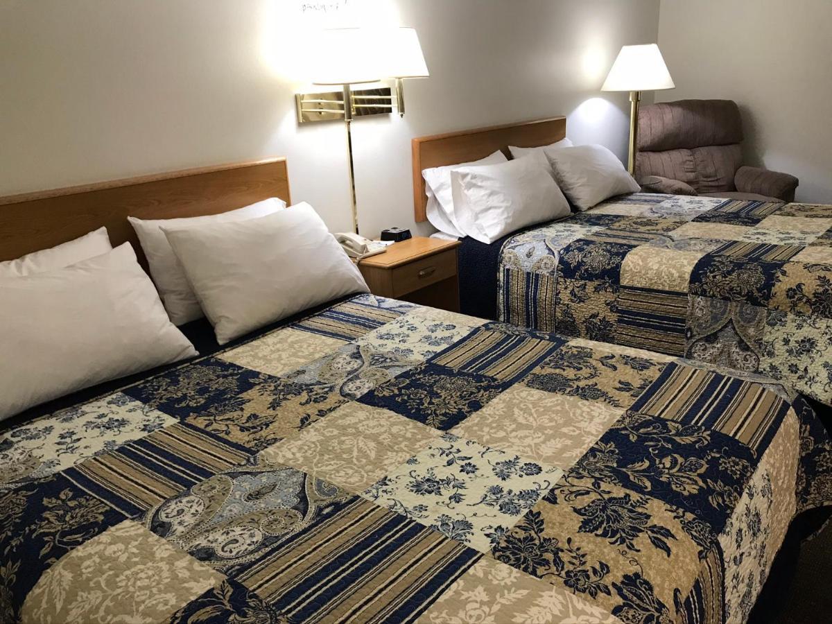 Dutch Country Inn Kalona Dış mekan fotoğraf