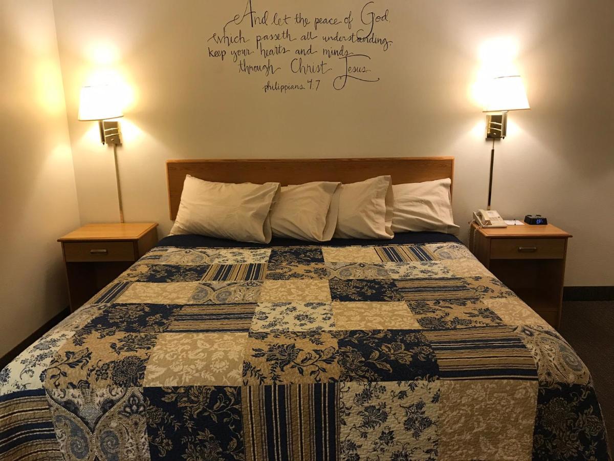 Dutch Country Inn Kalona Dış mekan fotoğraf